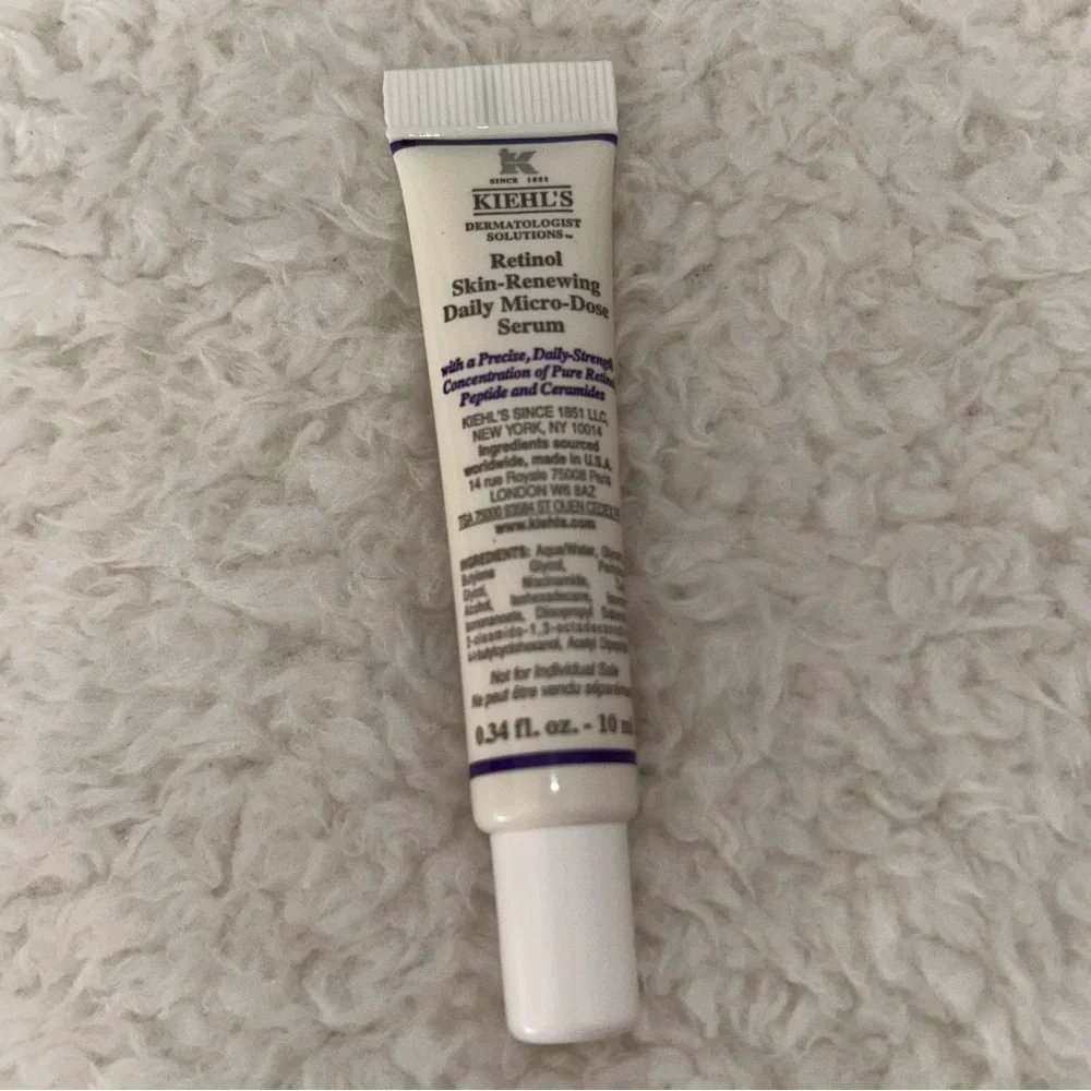 Kiehl’s Retinol Skin Renewing Daily Micro Dose Serum Sample New